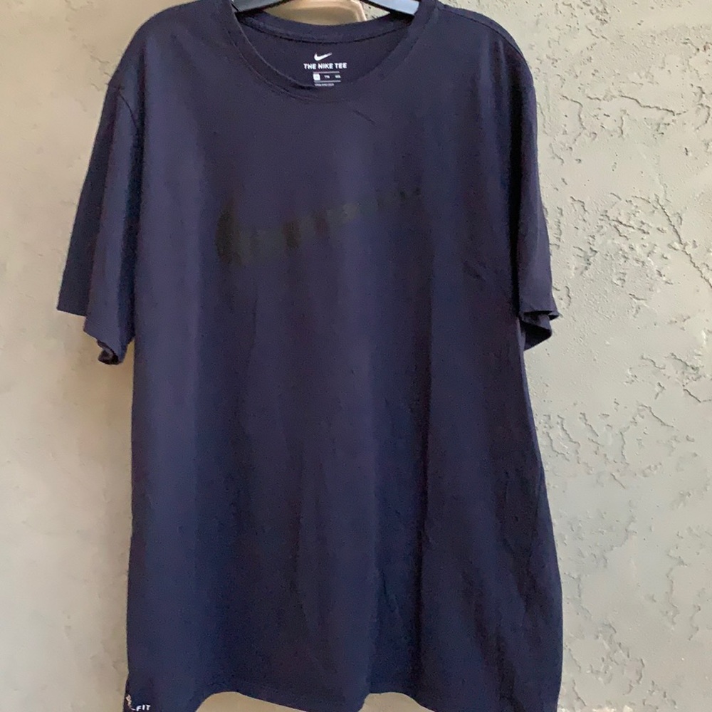 🦋🦋 3/$25 The Nike Tee Athletic Cut Dri-Fit